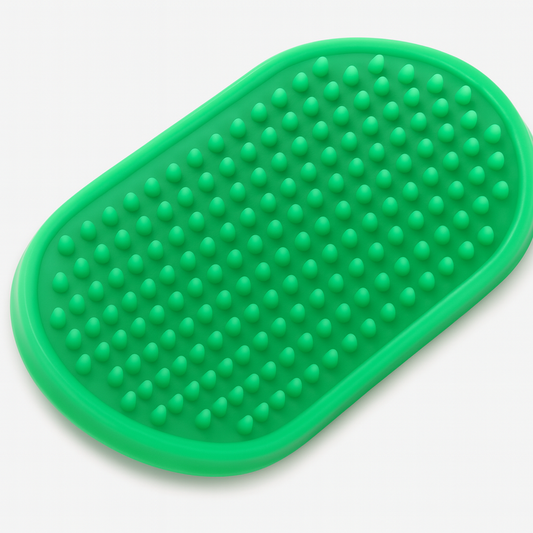Gentle Skin Brush – Helps spray work deeper
